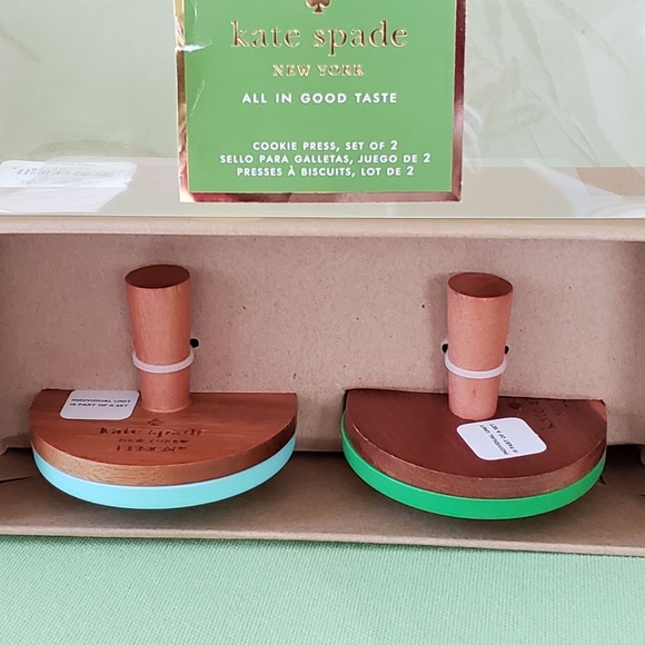 KATE SPADE ALL IN GOOD TASTE ONE SMART COOKIE COOKIE PRESS SET:NIB - Picture 8 of 12